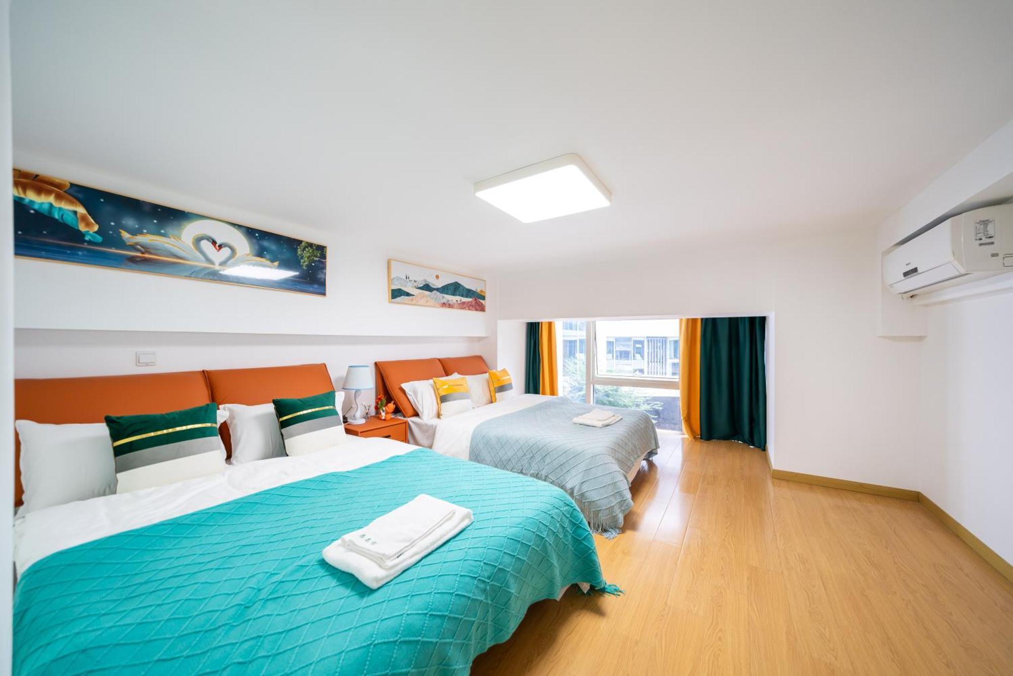 Hills & Freshly Loft Retreat With 17&2 Line Access Near Necc Apartment