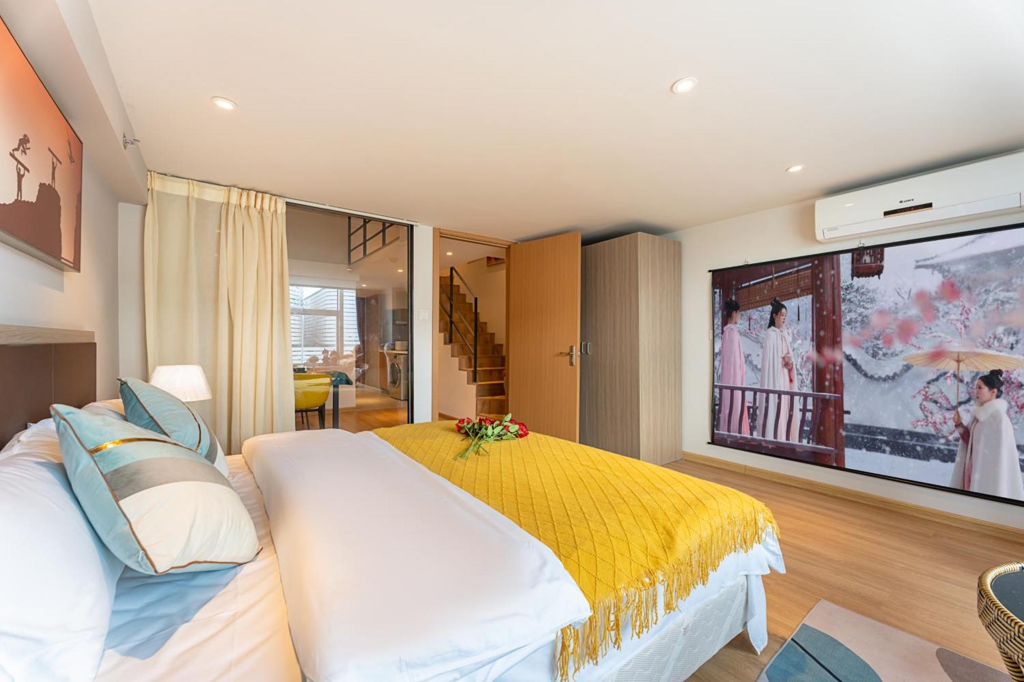 Hills & Freshly Loft Retreat With 17&2 Line Access Near Necc Apartment Shanghai