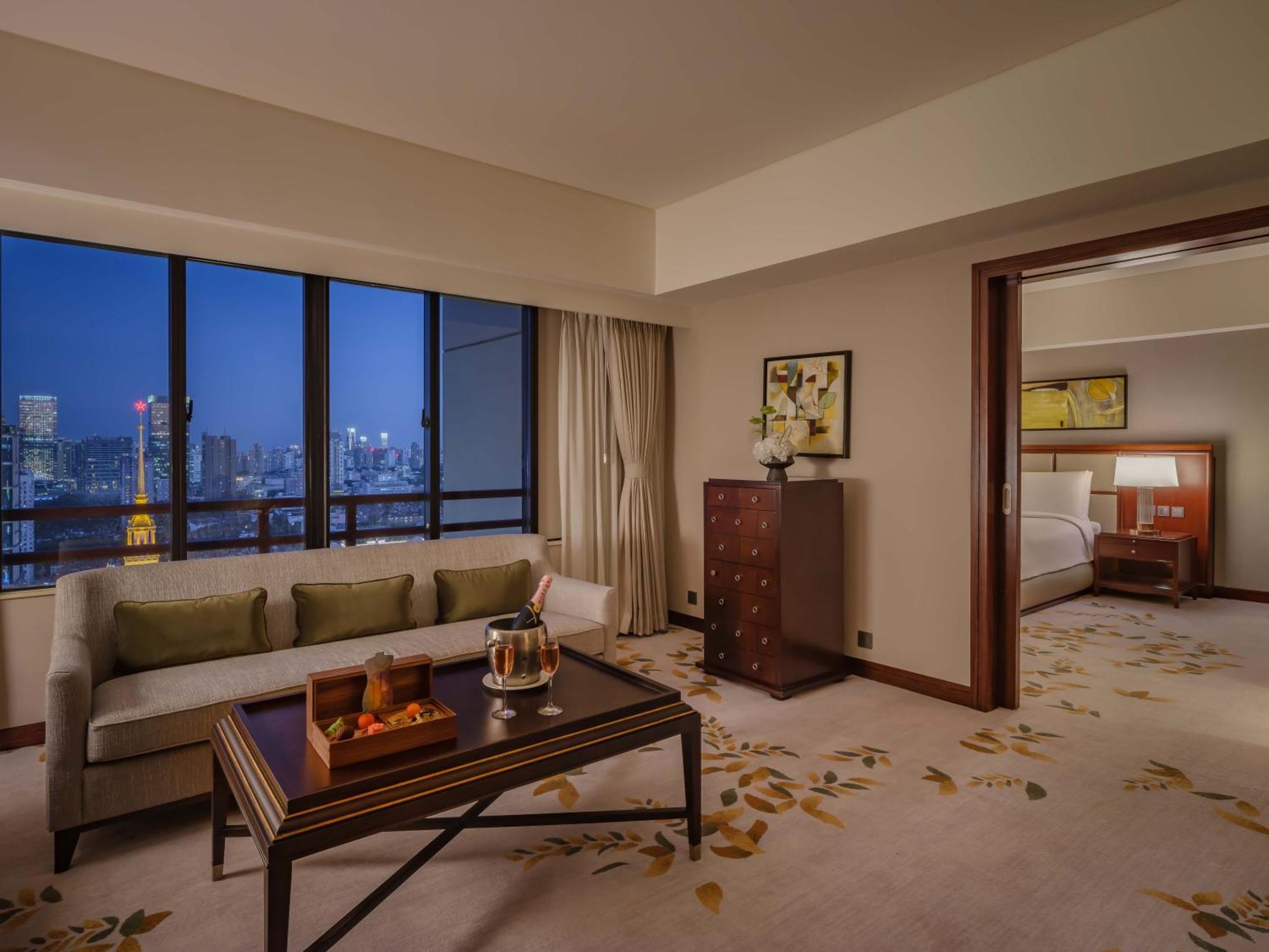 The Portman Ritz-carlton Hotel