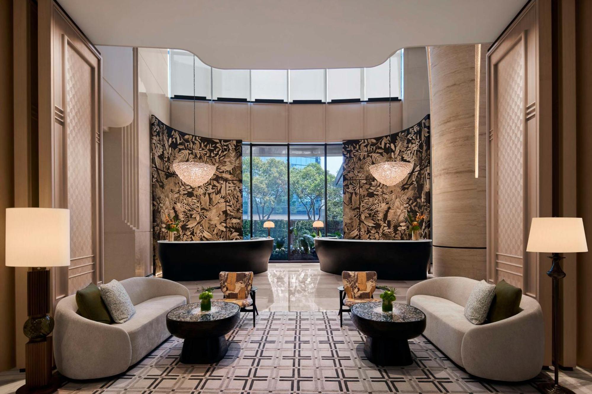 Hilton City Center 5*