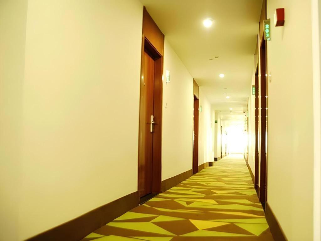 Otel Vatica Jiading District Anting Metro Station Moyu Road