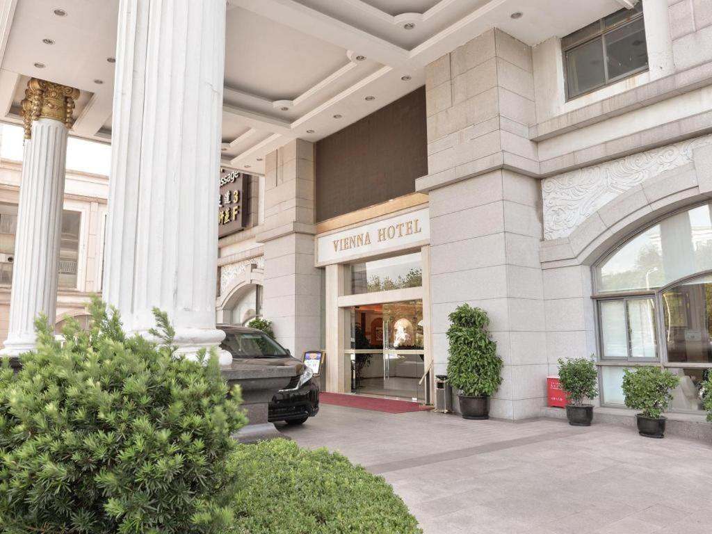 Vienna International Songjiang Branch Hotel 3*