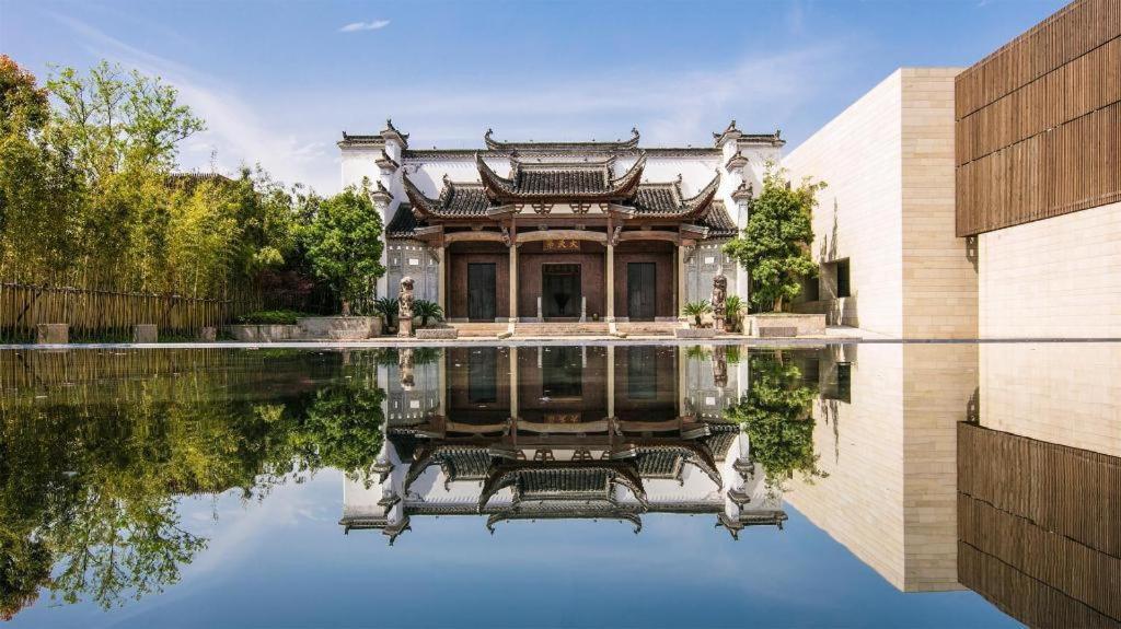 Ahn Luh Zhu Jia Jiao Shanghai