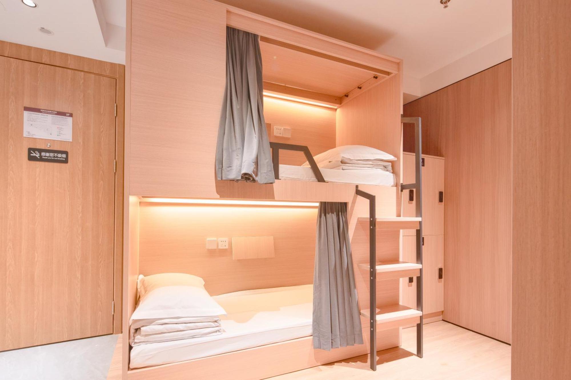 Dayin Garden -near People's Square & Nanjing Road-large Social Area -bar -cafe -gym -free Laundry Luggage Storage -24h Front Desk-english Service Khách sạn 3*
