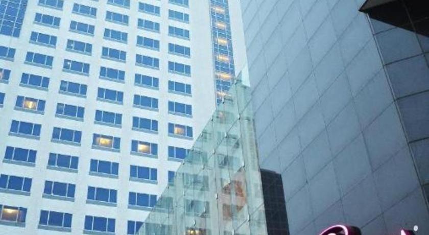 Crowne Plaza Pudong Hotel