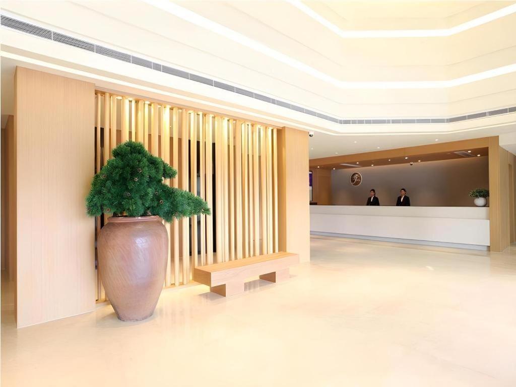 Hotel Ji Lujiazui Pudong Avenue