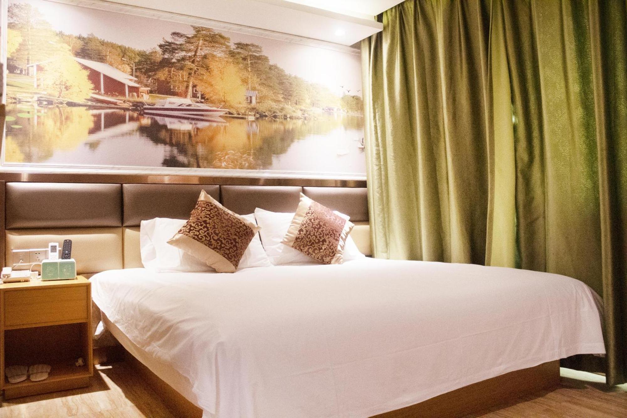 Boya Xiuyan Road Subway Station Branch - Near Hotel 3*