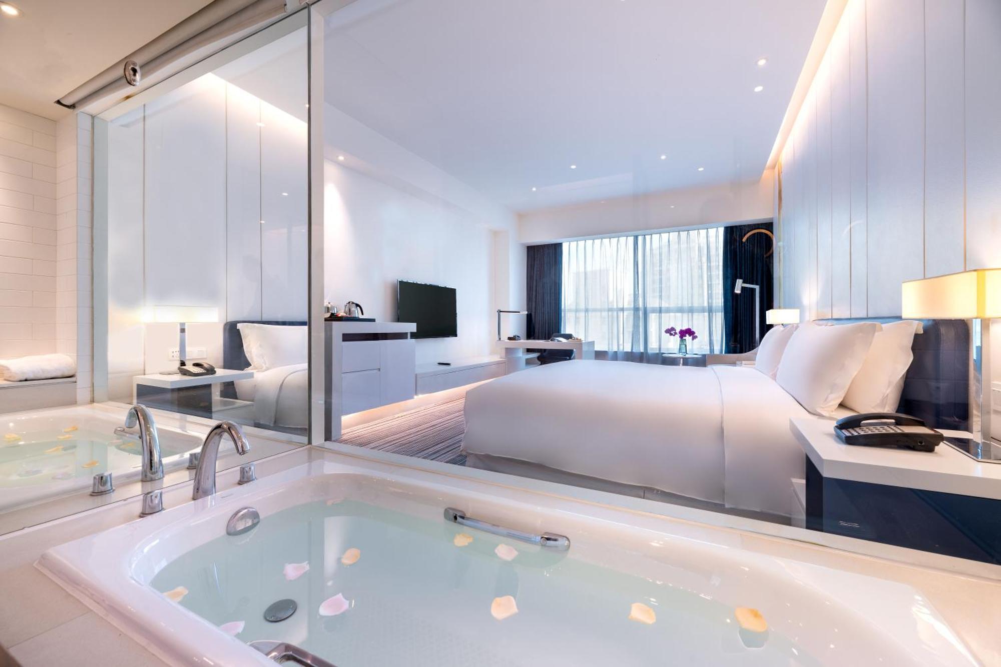 Hotel Grand Mercure Century Park - Free Shuttle Bus To Sniec Shanghai