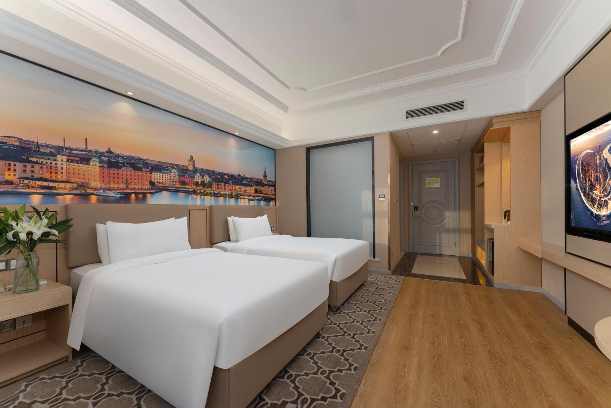 Vienna International - Pudong Airport Free Trade Zone - Free Shuttle Bus To Pvg Airport And Land Otel 4*