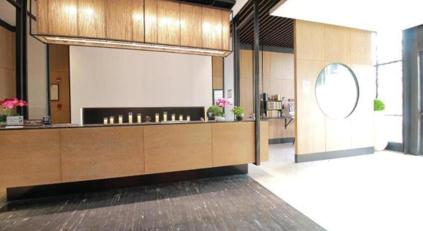 Yitel Hongqiao Caohejing Hongmei Road Metro Station 4* Shanghai