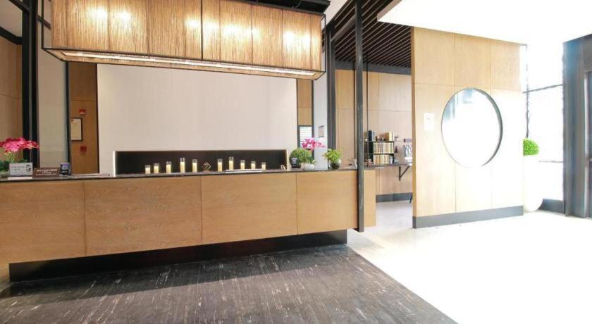 Yitel Hongqiao Caohejing Hongmei Road Metro Station 4* Shanghai