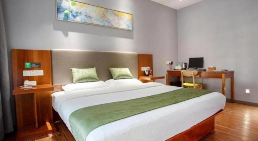 Vatica Jiading District Anting Metro Station Moyu Road 3*