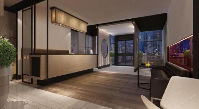 Hotel Yitel Hongqiao Caohejing Hongmei Road Metro Station