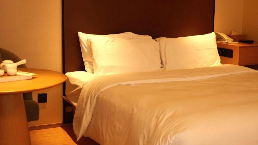 Ji The Bund Tiantong Road Hotel Shanghai
