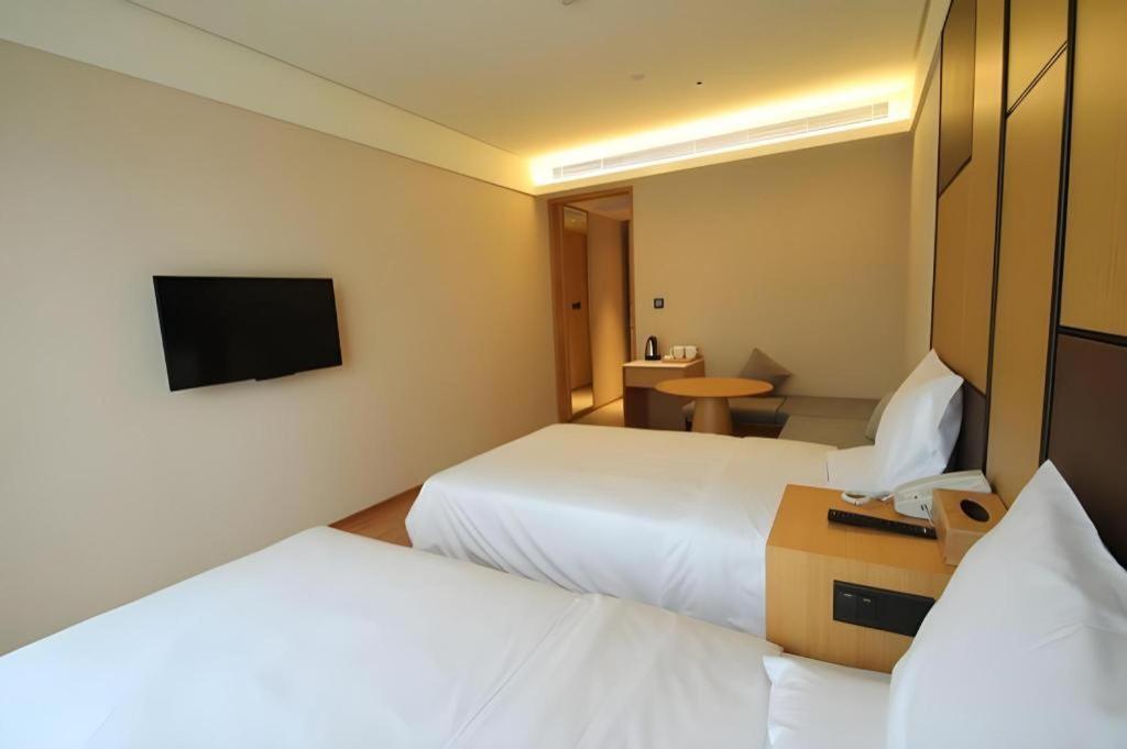 Ji The Bund Tiantong Road Hotel Shanghai