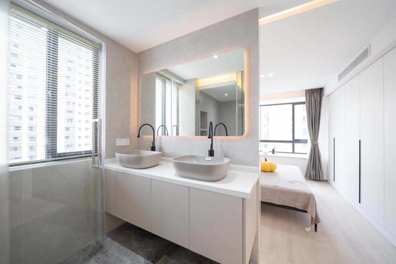 Căn hộ Eastern Hub - Bund Branch Luxurious Super Four-bedroom In Shilin Huayuan