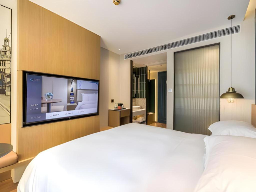 Jinglai Hotel 3*