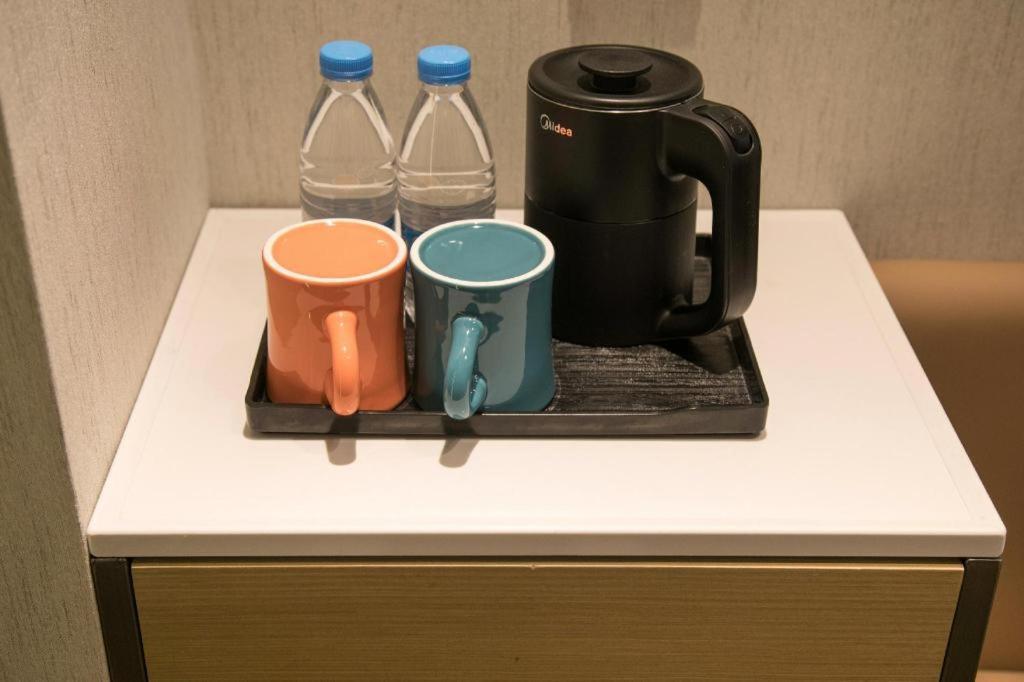 Hotel Jinglai 3*