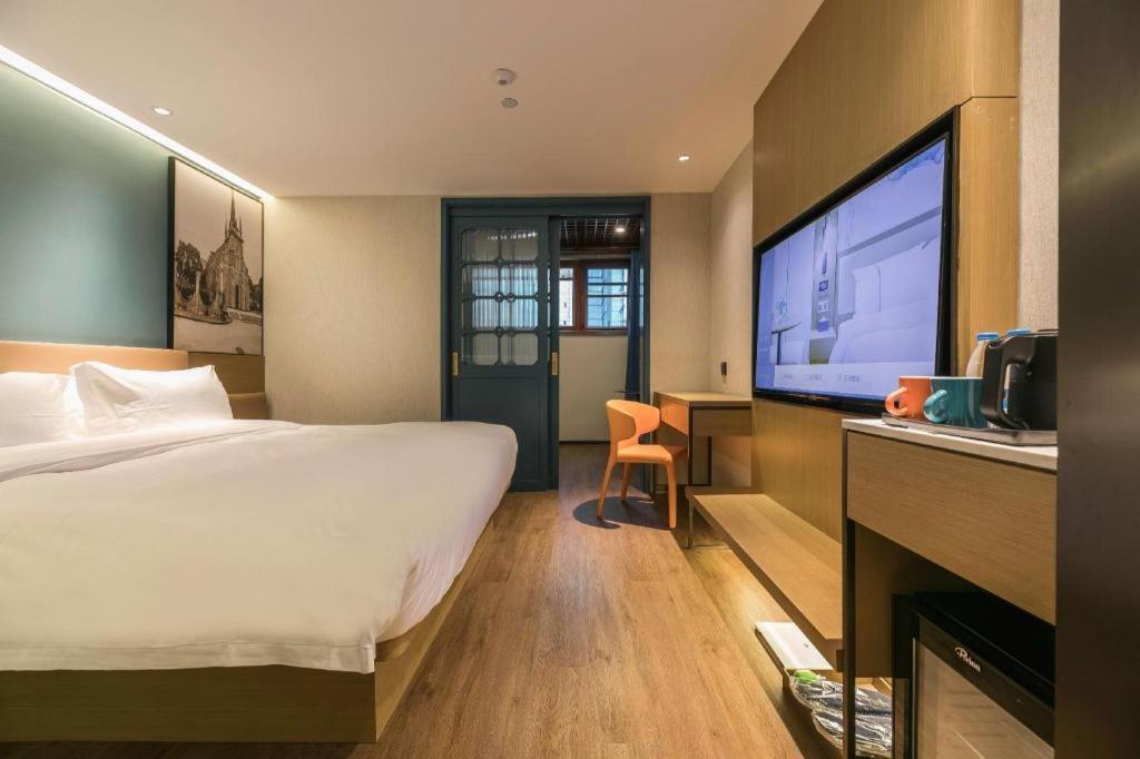 Jinglai Hotel 3*