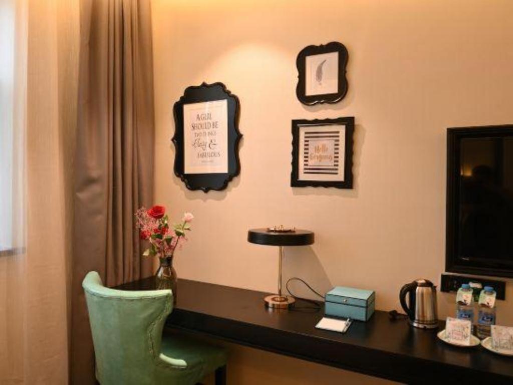 Hotel Xana Hotelle Shaghai Hongqiao Hub National Exhibition Center Qibao Lianming Road Shanghai