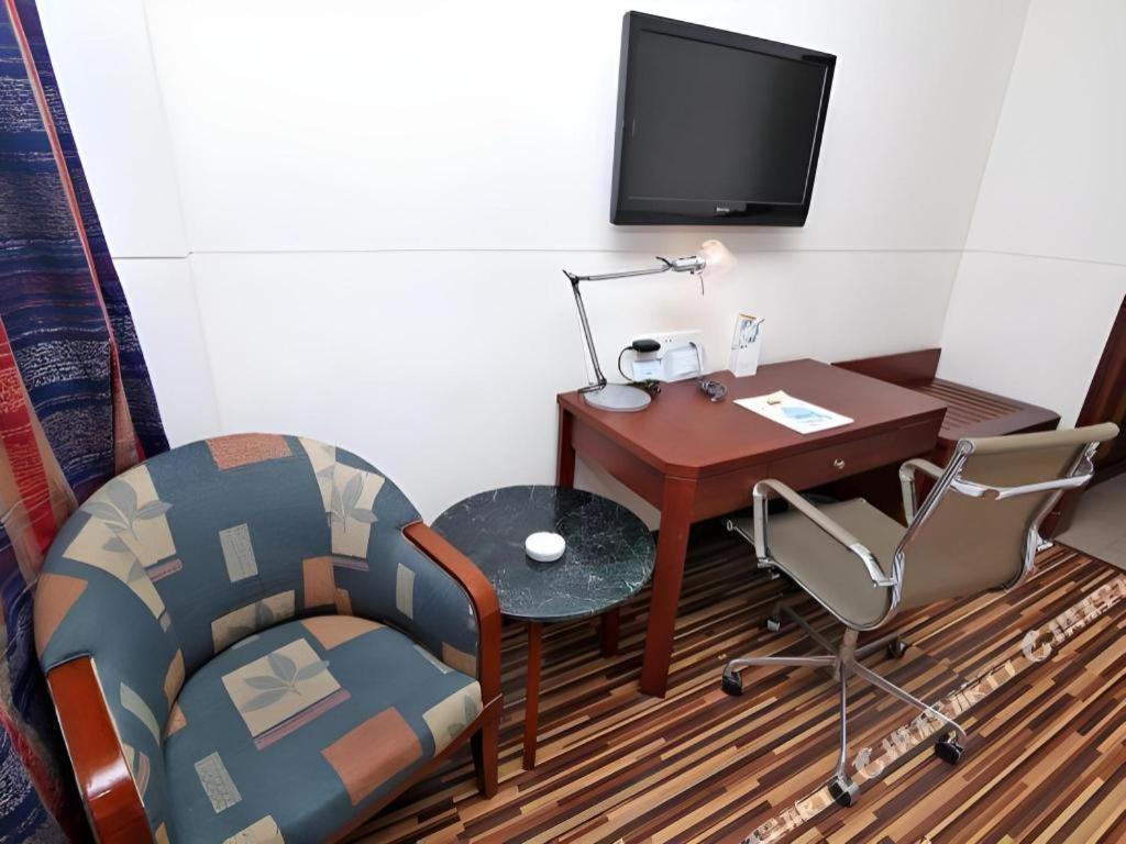 Hotel Jinjiang North Bund Yangpu Bridge Branch 2*