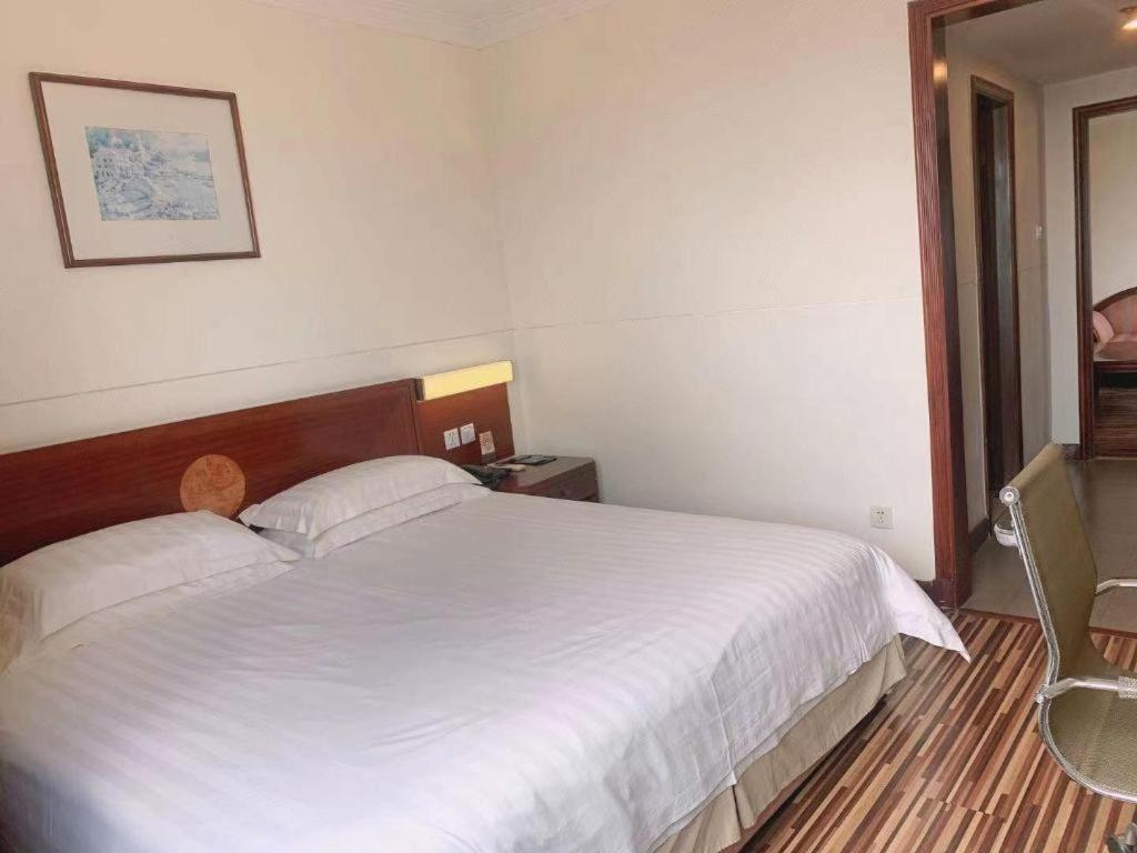 Jinjiang North Bund Yangpu Bridge Branch Hotel
