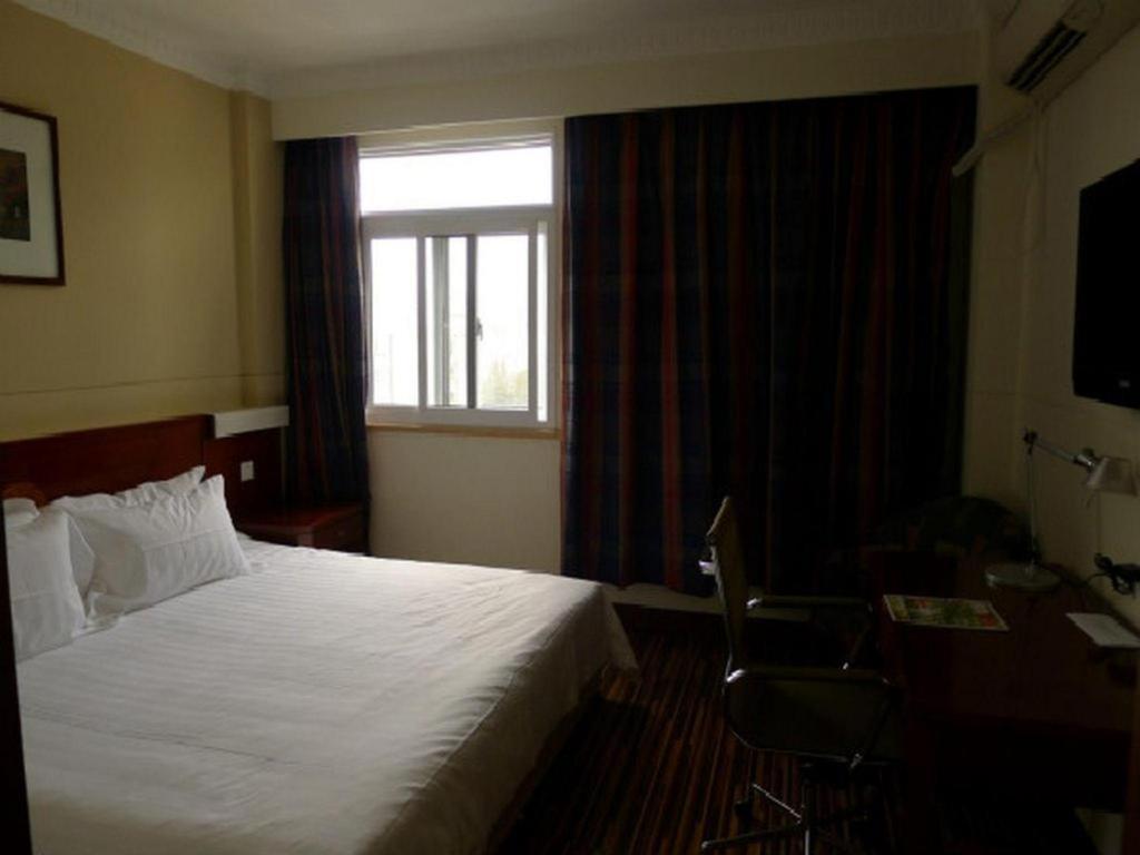 Hotel Jinjiang North Bund Yangpu Bridge Branch 2*