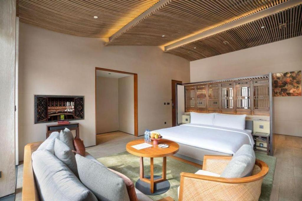 Ahn Luh Zhu Jia Jiao Hotel 5*
