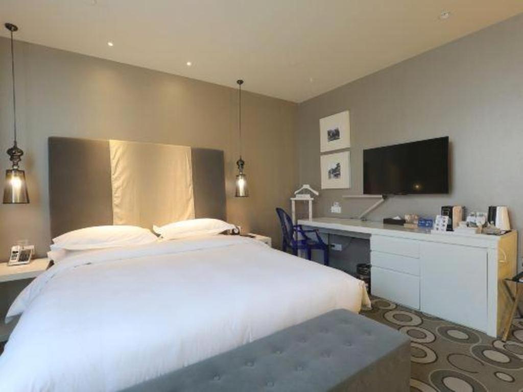 Jinjiang Metropolo Classiq Off Bund Hotel