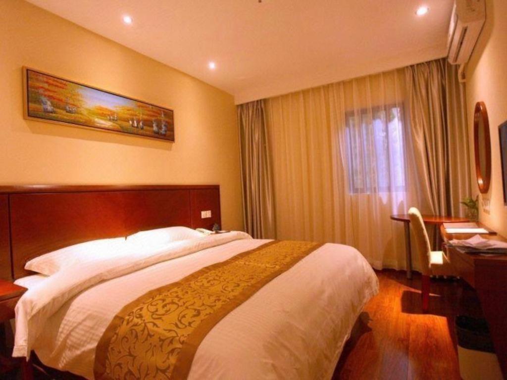 Greentree Songjiang Wanda Plaza Rongmei Road Express 3* Shanghai