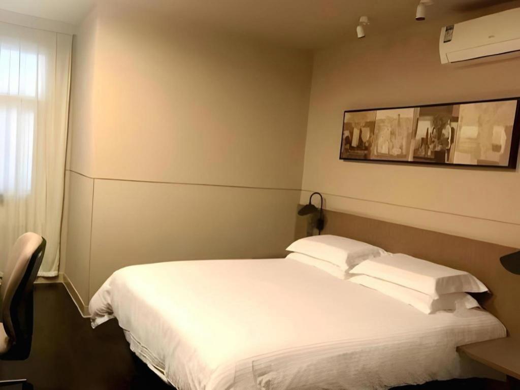 Jinjiang Select Fengxian Baolong Square North Yunhe Road 2* Şanghay