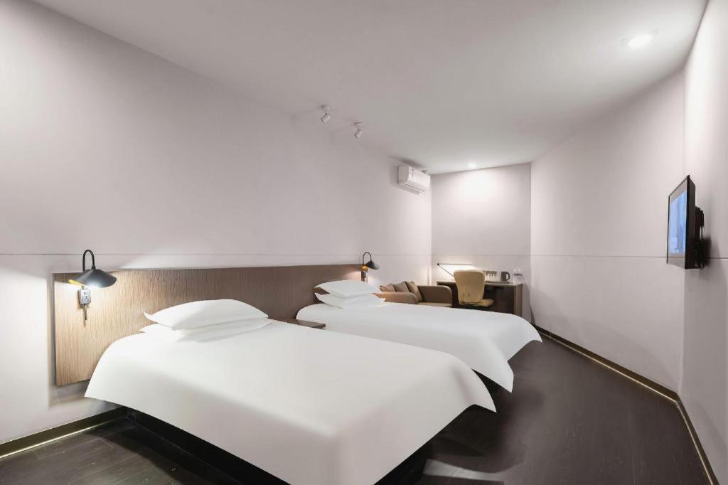 Magnotel Railway Station Magnolia Plaza Hotel Shanghai