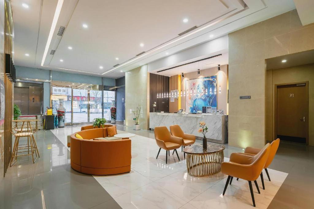 Magnotel Railway Station Magnolia Plaza Hotel 2*