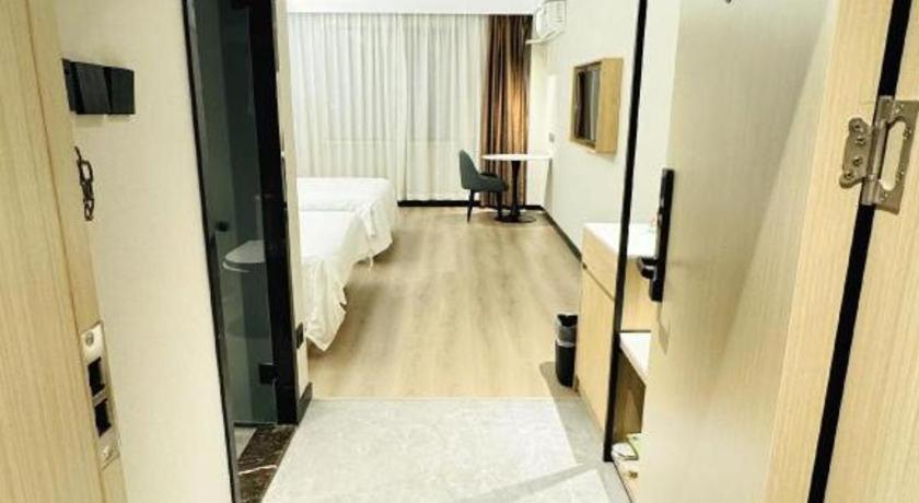 Greentree Inn Shanghai Kangqiao Industrial Zone Jinxiu Road Business Hotel Hotel 3*