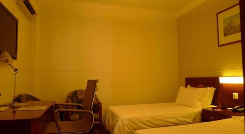 Jinjiang North Bund Yangpu Bridge Branch Hotel