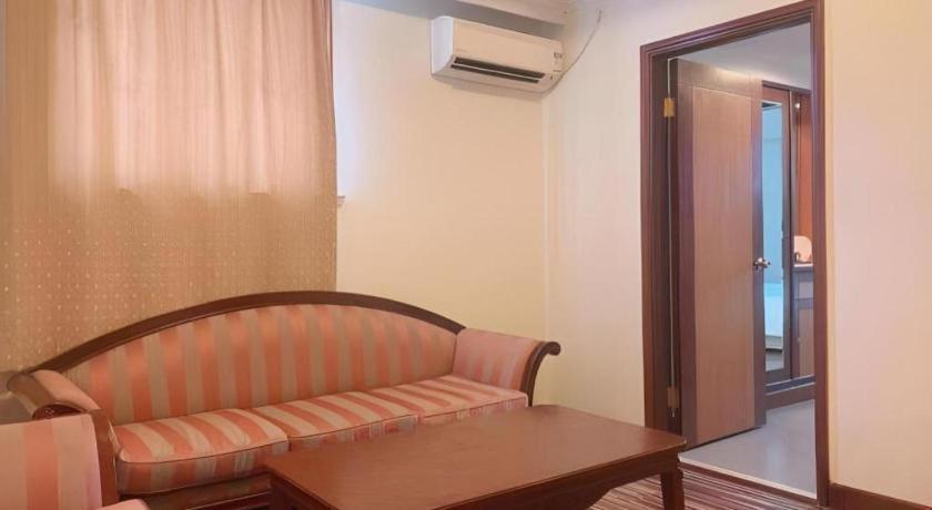 Jinjiang North Bund Yangpu Bridge Branch 2* Shanghai