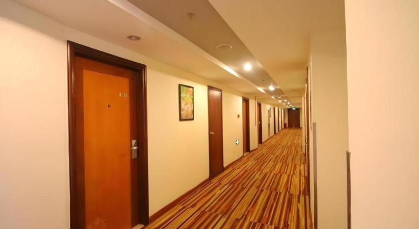 Hotel Jinjiang North Bund Yangpu Bridge Branch 2*