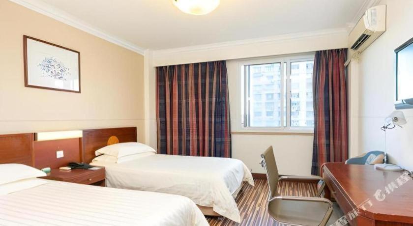 Jinjiang North Bund Yangpu Bridge Branch Hotel 2*