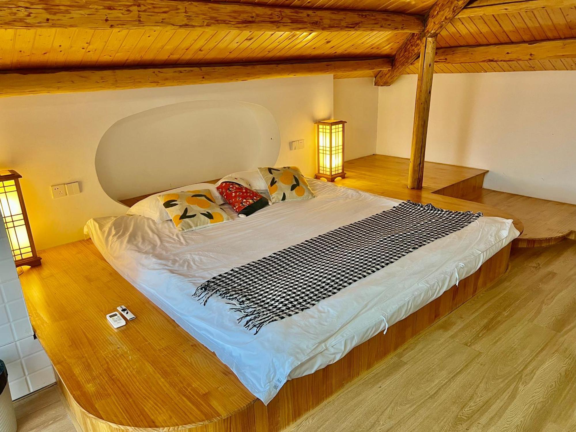 Homestay Left Bank La Vie Pool Shanghai