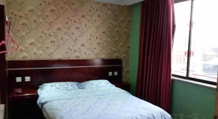 Shell Baoshan Meilanhu Luosheng Road Hotel