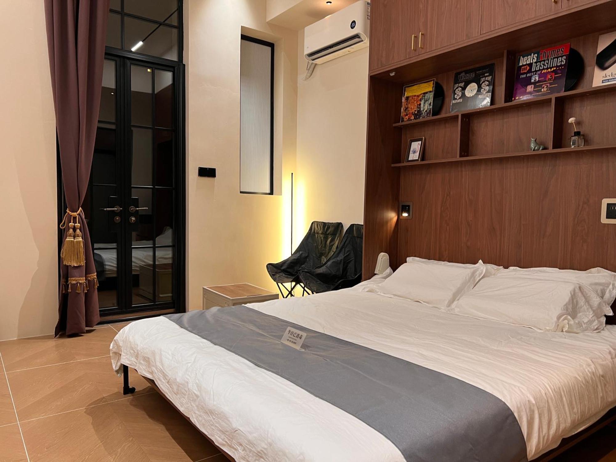 Laylive Good Soundproofing Near The Subway, Us Consulate, Nanjing Road Jing'an Temple Business District Convenient Transportation Courtyard Music Shanghai