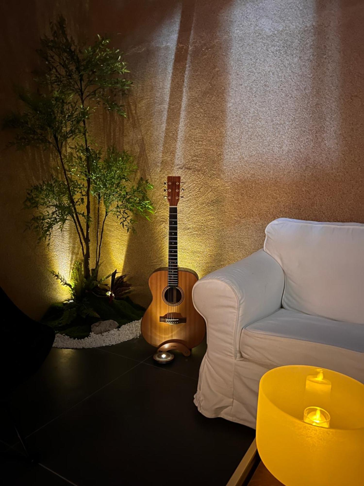 Laylive Good Soundproofing Near The Subway, Us Consulate, Nanjing Road Jing'an Temple Business District Convenient Transportation Courtyard Music Homestay