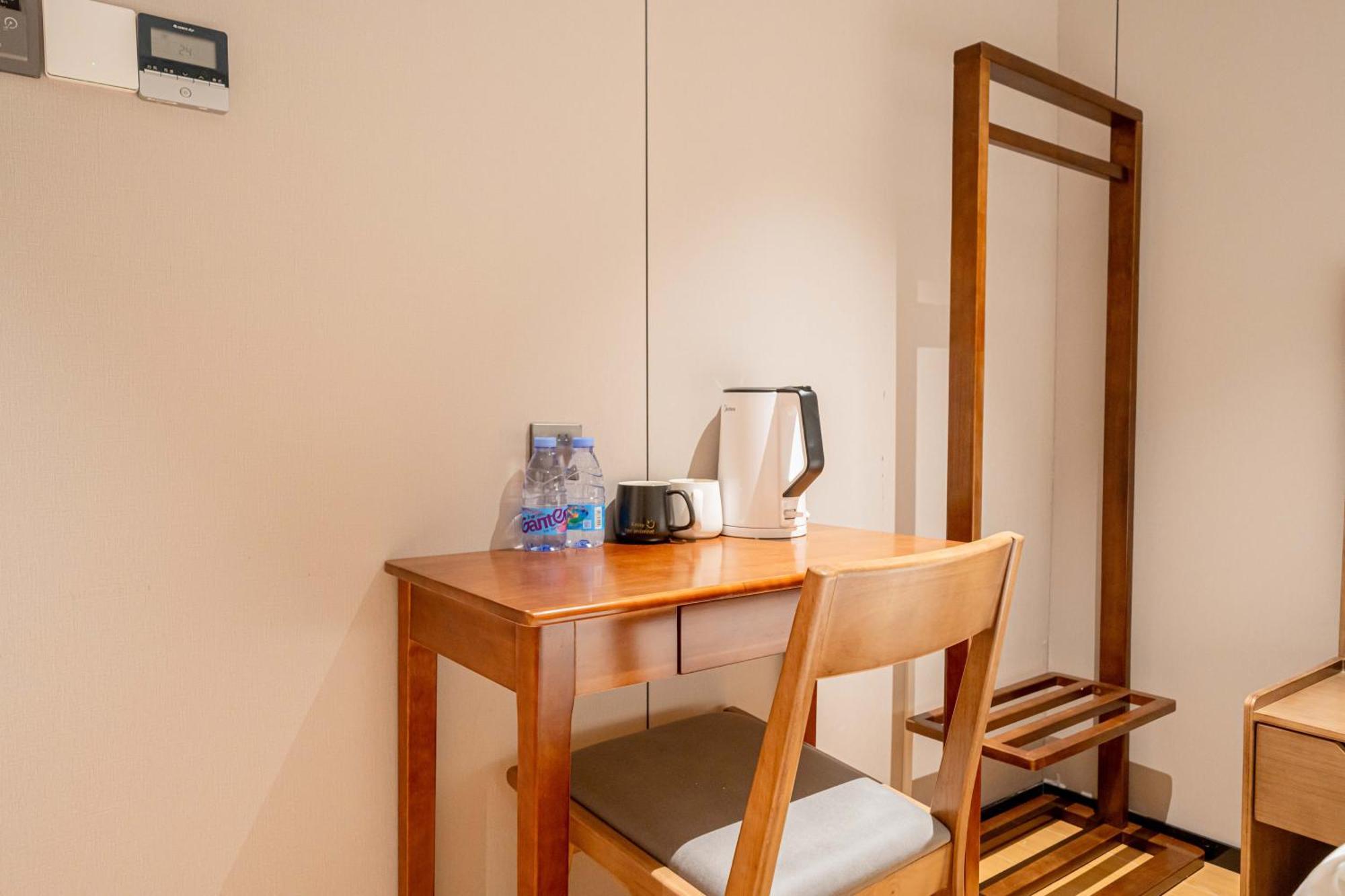 Xihe - Jiuyuan Xietu Road Branch Hotel 2*