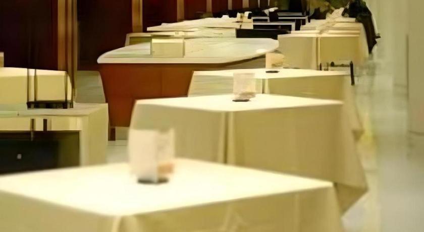 Jingjiang Select New Hongqiao Shanghai