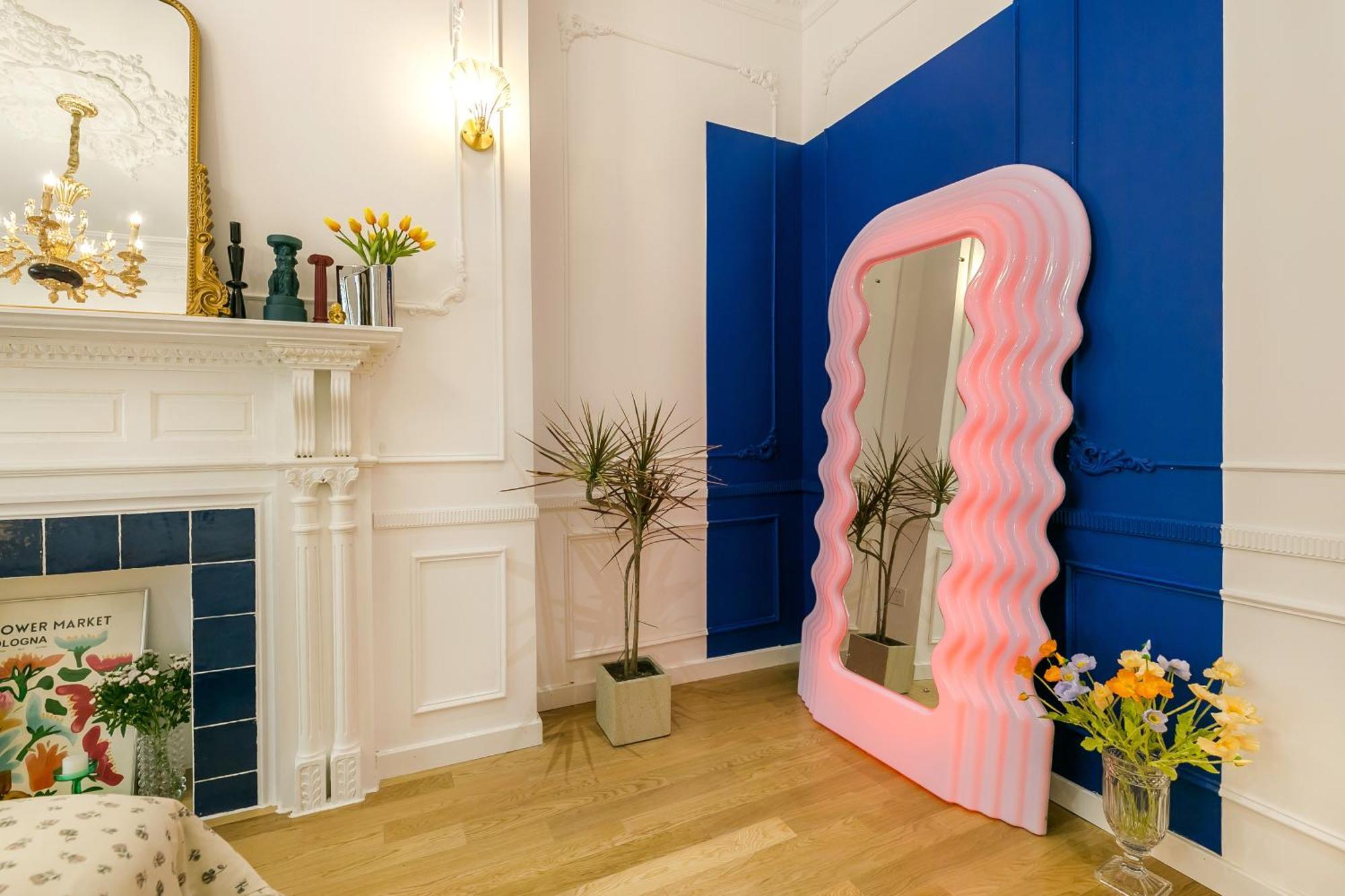 Long-term French Apartment *