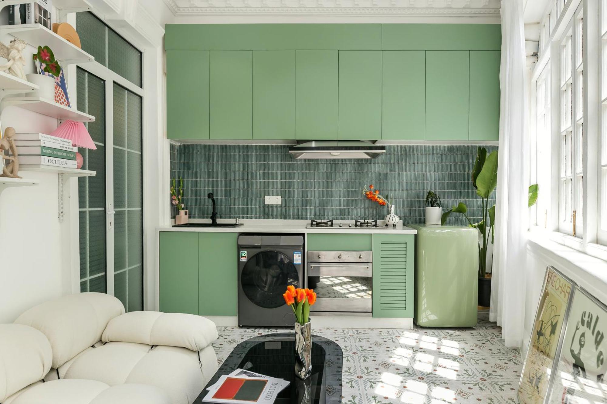 Long-term French Apartment