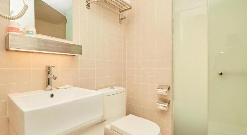 Jinjiang Select Fengxian Baolong Square North Yunhe Road Otel Şanghay