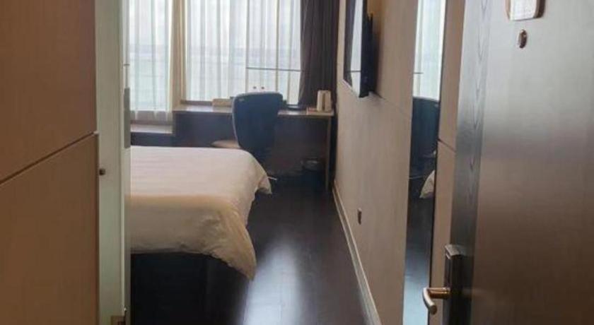 Otel Jinjiang Select Fengxian Baolong Square North Yunhe Road 2*