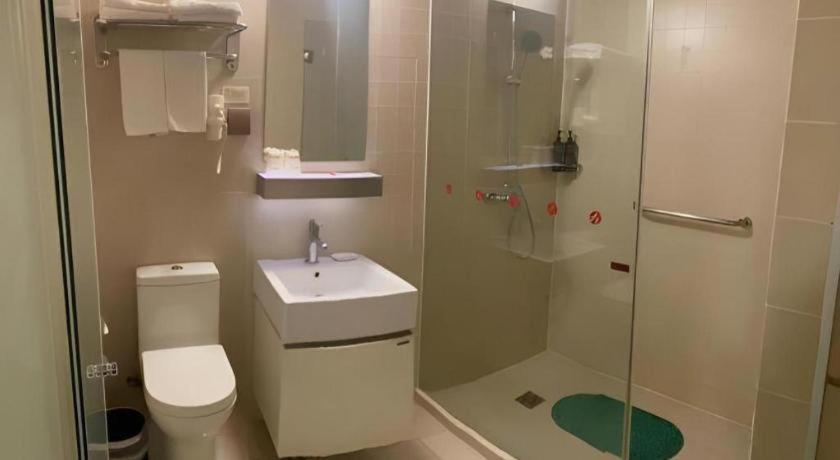 Jinjiang Select Fengxian Baolong Square North Yunhe Road Otel Şanghay