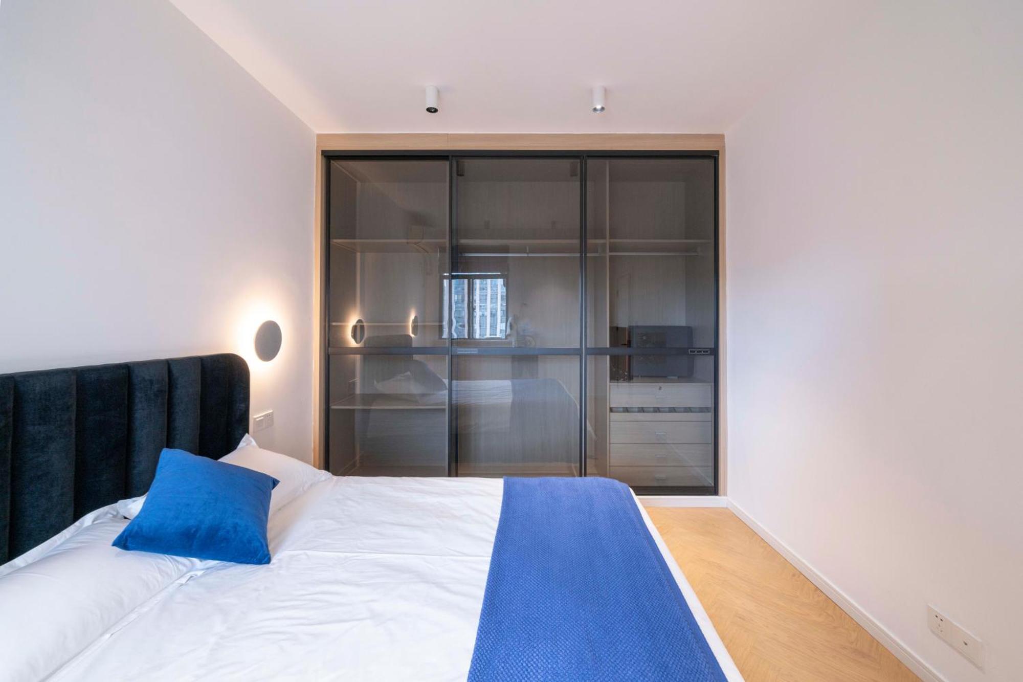 Book And Bed - Xujiahui Apartment